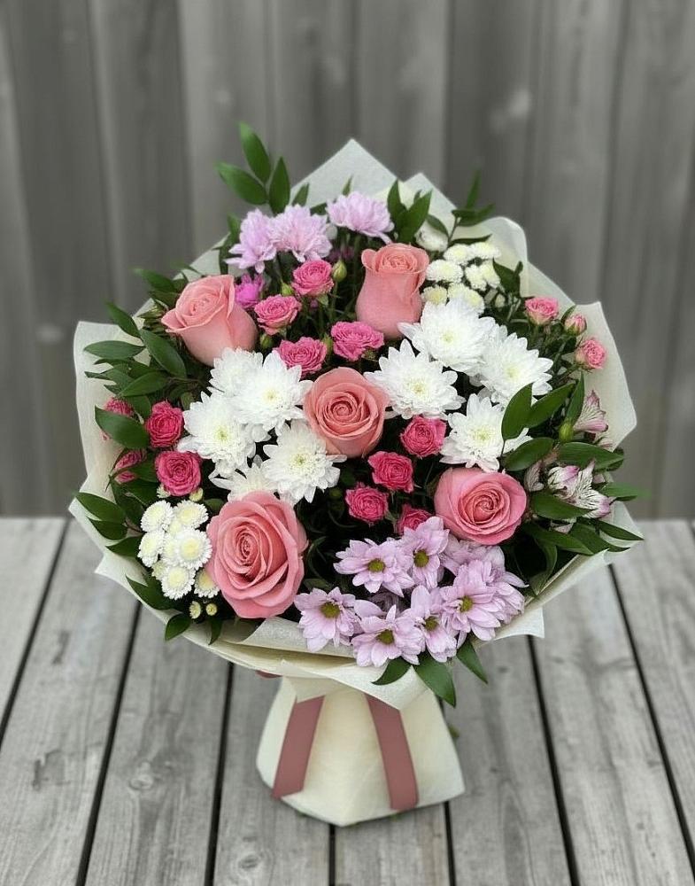 Букет цветов из: Альстромерии, Гвоздики, Розы и Хризантемы в Дубровке