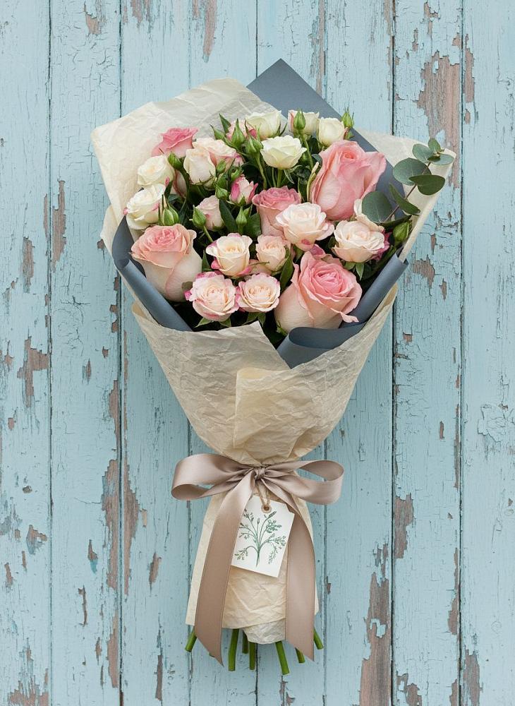 Букет цветов из: Розы в Дубровке