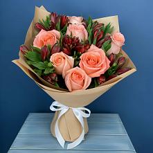 Букет цветов из:  Розы и Альстромерии в Дубровке