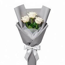 Букет 3 белые розы в Дубровке