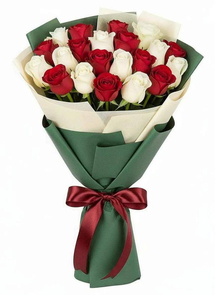 Букет Микс из красных и белых роз в Дубровке