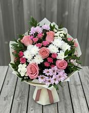 Букет цветов из:  Альстромерии, Гвоздики, Розы и Хризантемы в Дубровке