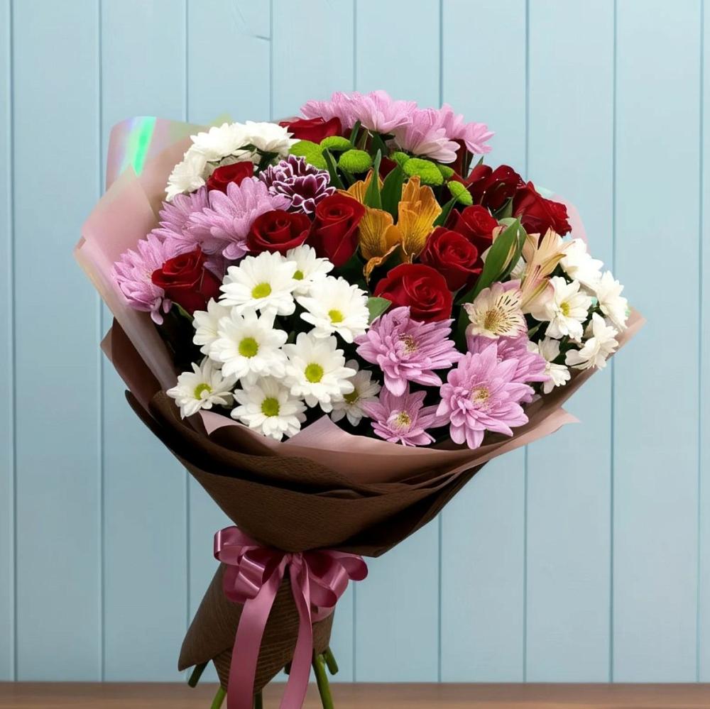 Букет цветов из: Розы, Хризантемы и Альстромерии в Дубровке